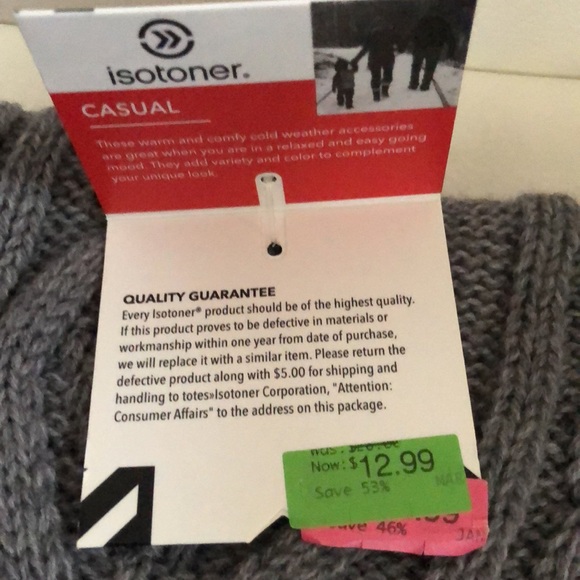 NWT Gray knit scarf - Picture 4 of 6